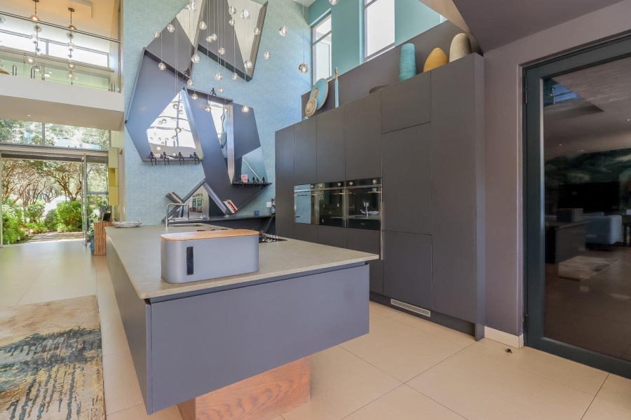 6 Bedroom Property for Sale in The Islands Estates North West
